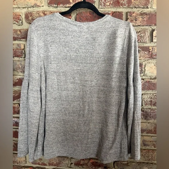 ✨ Apt. 9 Gray Bell Sleeve Knit Top | Size M - Picture 3 of 3